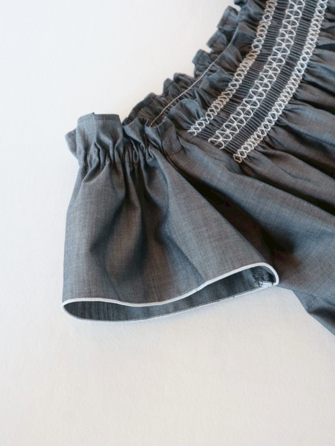 Chambray smocked dress(toddler)<span>ワンピース</span>