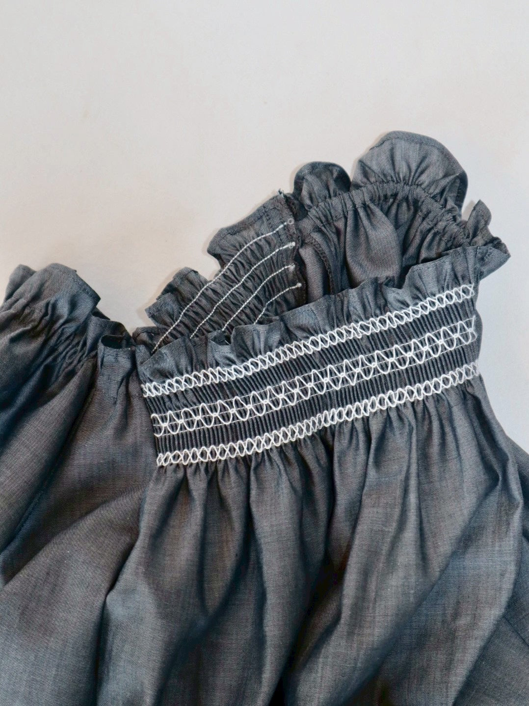 Chambray smocked dress(toddler)<span>ワンピース</span>