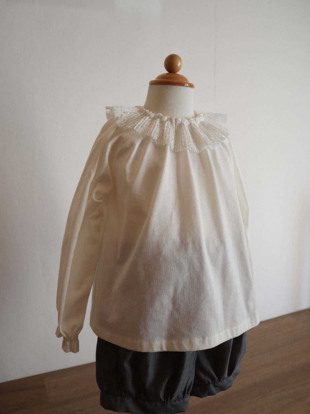 pleated collar<span>ロンT</span>