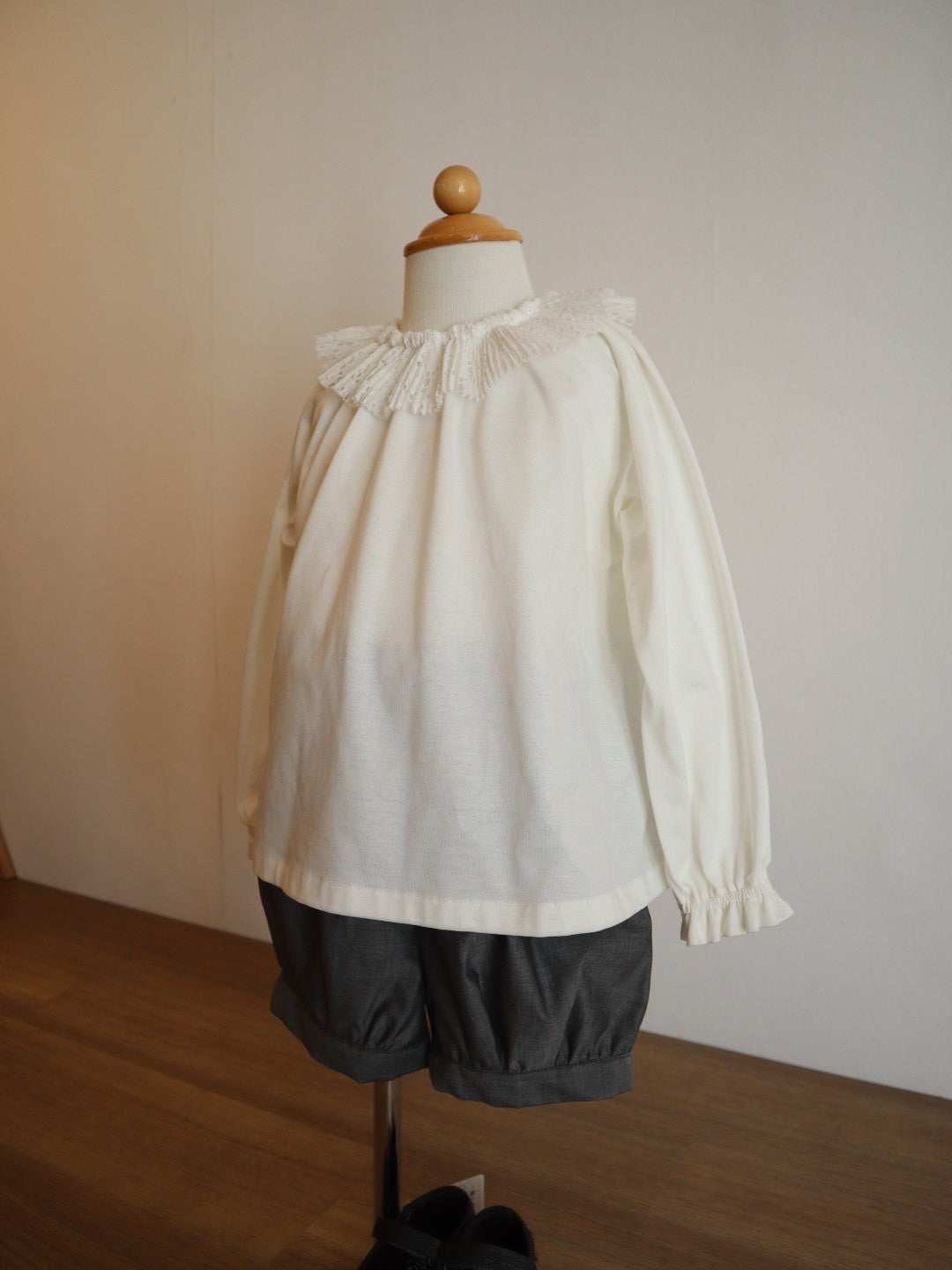 pleated collar<span>ロンT</span>