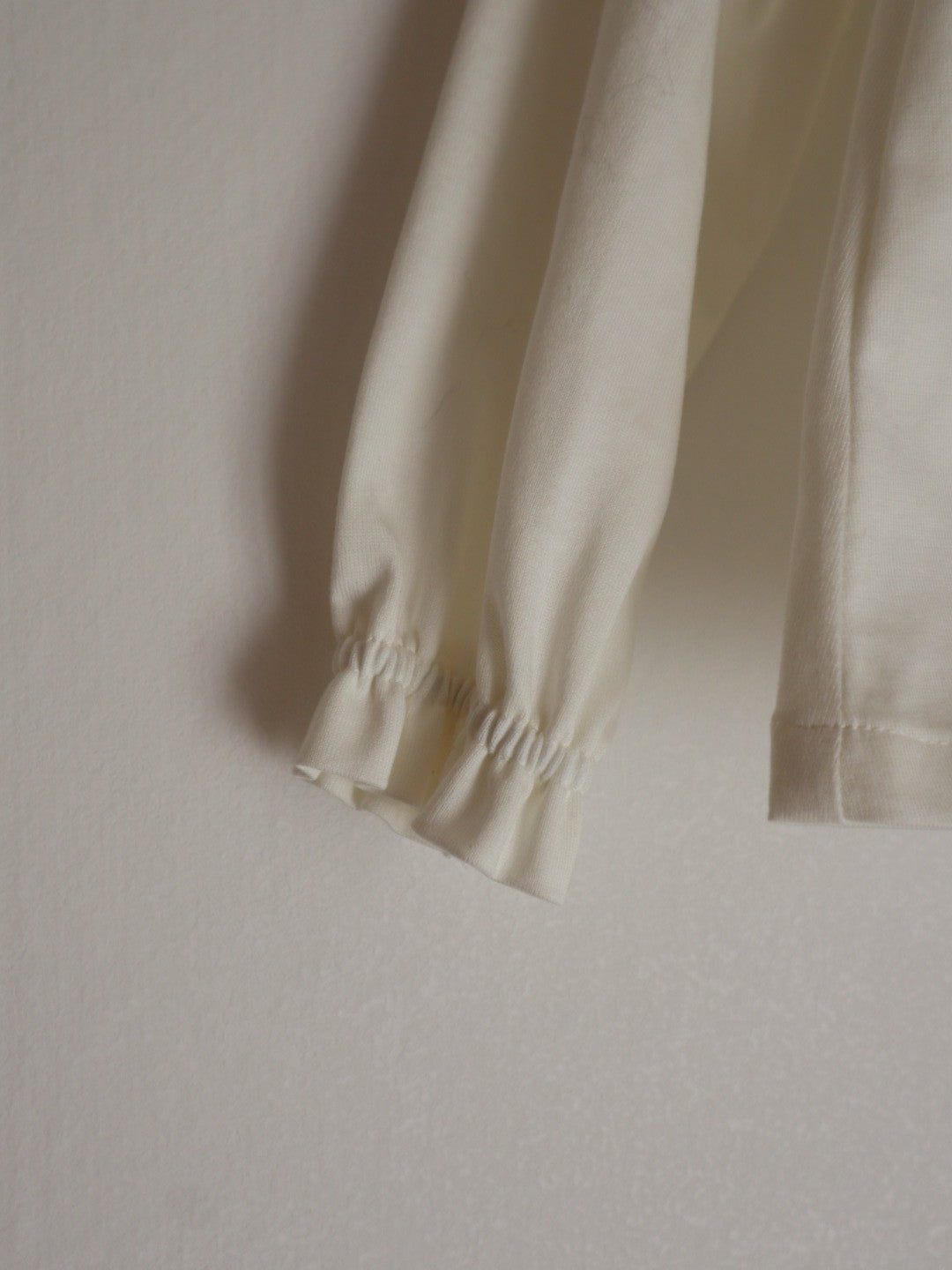 pleated collar<span>ロンT</span>
