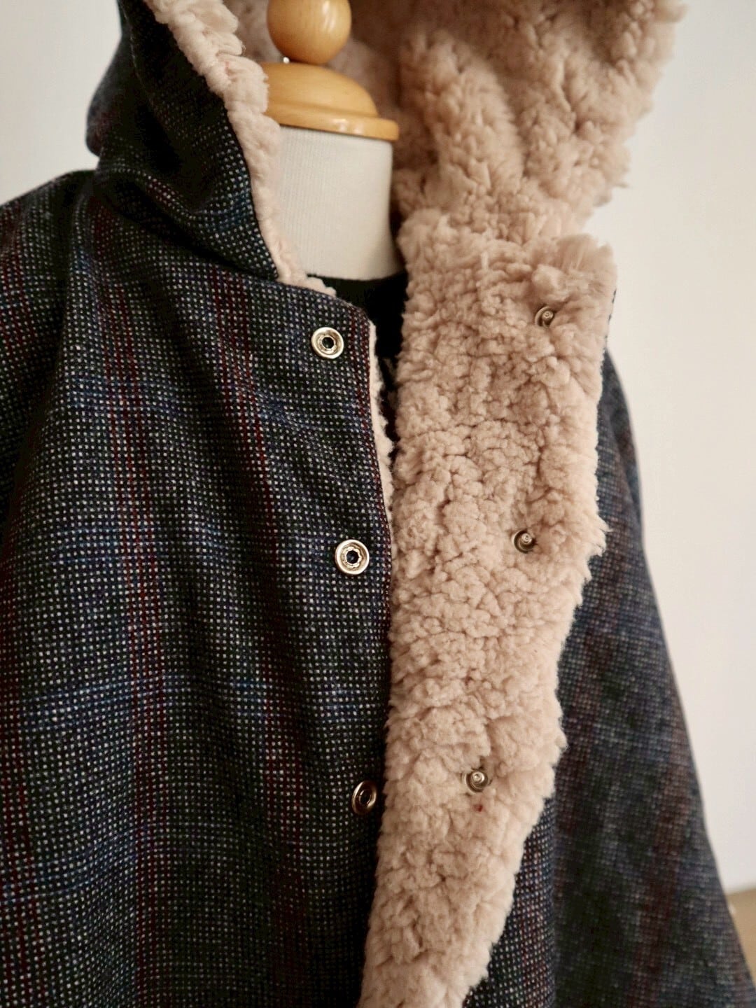 reversible poncho outer<span>アウター</span>